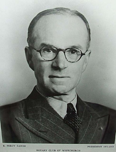 E P Eaton<br>1951 - 52