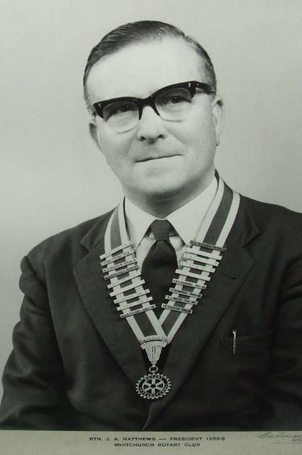 J A Matthews<br>1958 - 59