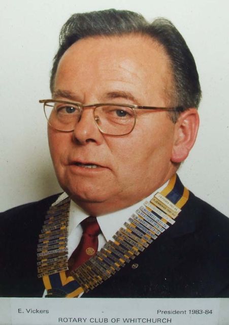E Vickers<br>1983 - 84