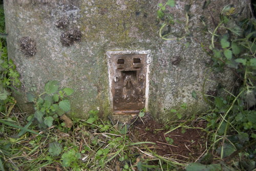 Flush Bracket S1979